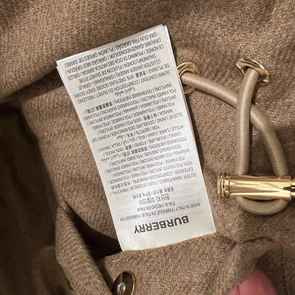 Burberry London England Check Down Filled Nylon Puffer Jacket. - Picture 13 of 15